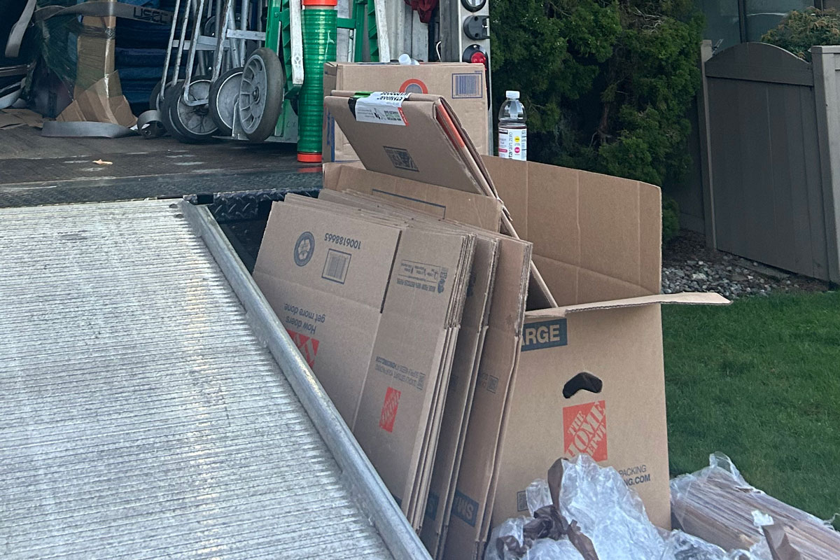 Packing supplies - Professional moving and packing company near Seattle, WA - Movers & Packers serving Seattle, Bellevue, Issaquah, Renton, WA & Puget Sound Region - Access Gentle Moving