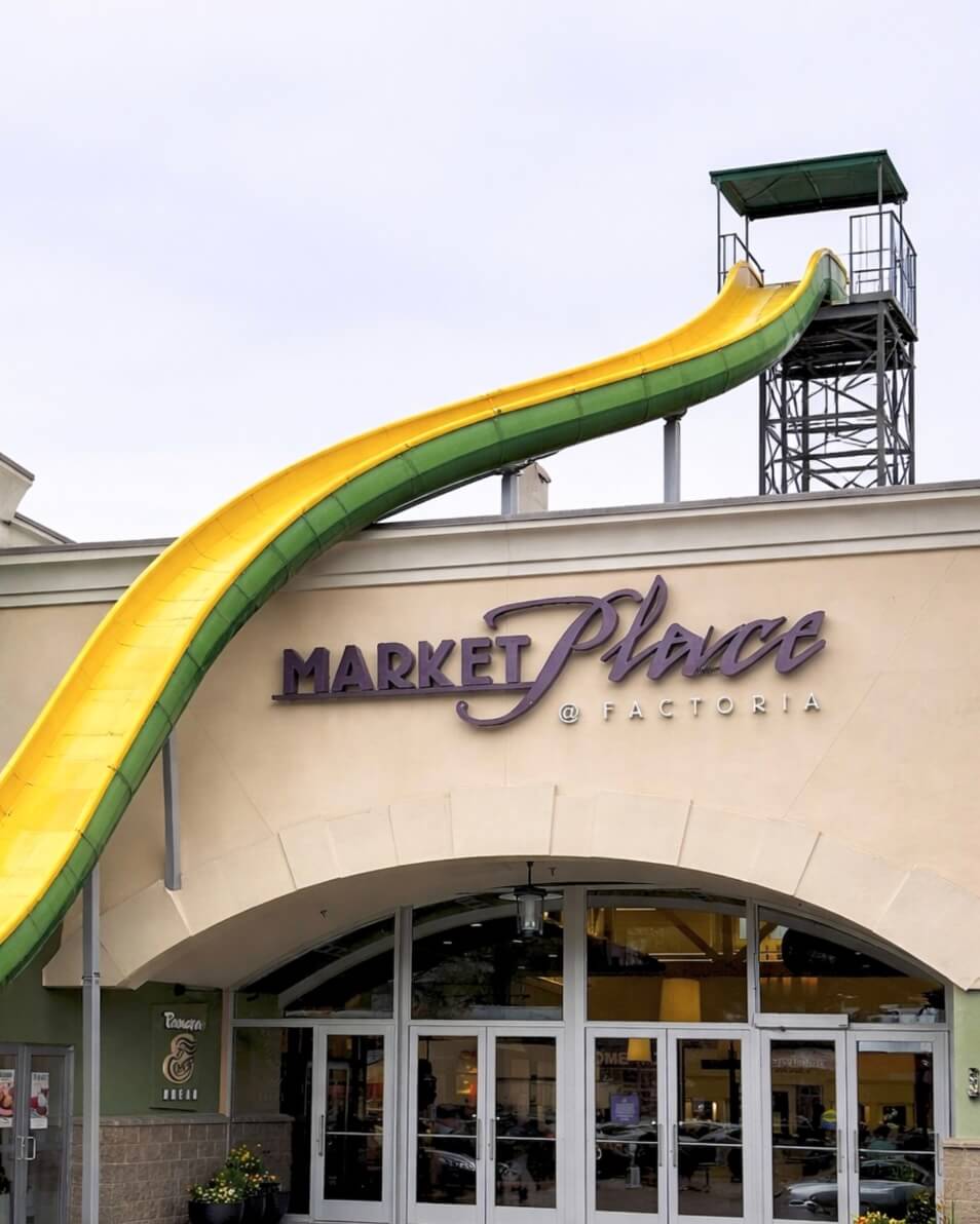 Marketplace at Factoria Sammamish, Washington - Move to Sammamish, Washington - Sammamish movers - Access Gentle Moving